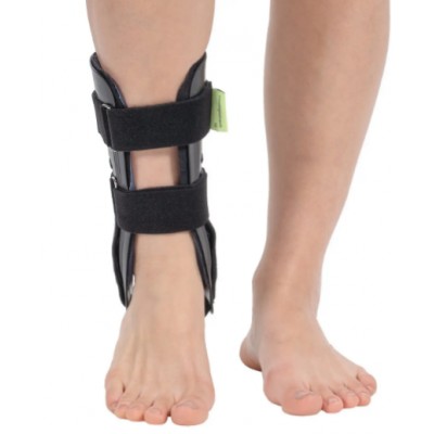 Ортез гомілковостопний з гелевими вкладками W616 Універсальний 14x16 см Ортез гомілковостопний з гелевими вкладками W616 Універсальний 14x16 см