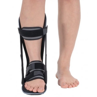 Ортез на гомілковостопний суглоб. Деротаційний чобіток нічний W640 32x43 см - розмір S Ортез на гомілковостопний суглоб. Деротаційний чобіток нічний W640 32x43 см - розмір S