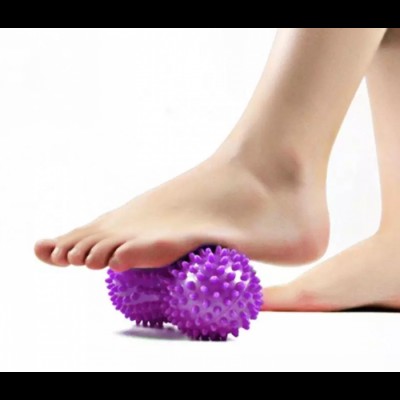 Набір при Халлюс вальгусі: вальгусна шина, бандаж гелевий з перегородкою, тренажер, ортопедичні устілки, масажний м'яч 16x16 см Набір при Халлюс вальгусі: вальгусна шина, бандаж гелевий з перегородкою, тренажер, ортопедичні устілки, масажний м'яч 16x16 см