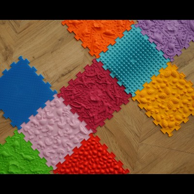 Масажний килимок Ортек Динозаври Пазли 12 елементів 28x28 см Масажний килимок Ортек Динозаври Пазли 12 елементів 28x28 см